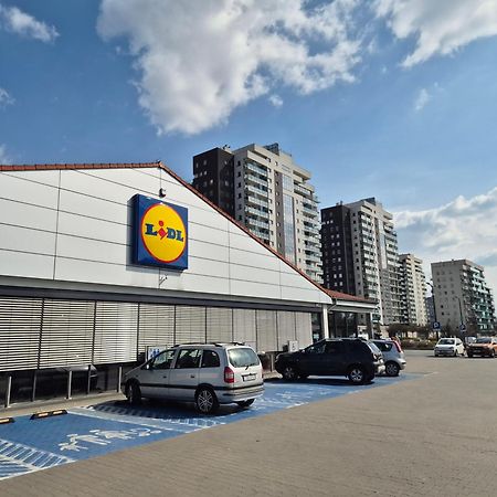 Apartament Wsrod 1000Cy Swiatel - Z Parkingiem W Hali Garazowej- Duzy Balkon Z Lezakami - Piekny Widok Noca Na Panorame Tysiaclecia Katowice Ngoại thất bức ảnh