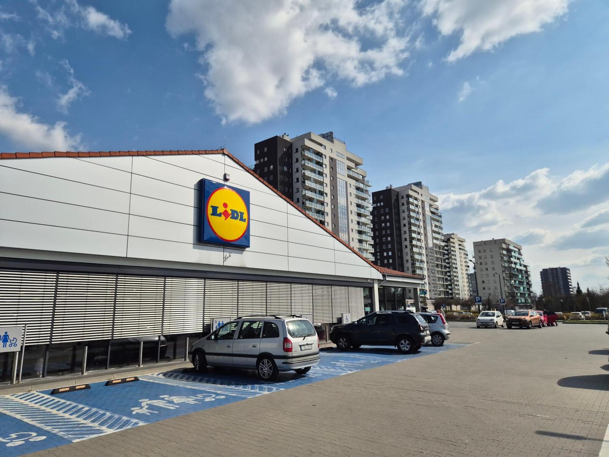 Apartament Wsrod 1000Cy Swiatel - Z Parkingiem W Hali Garazowej- Duzy Balkon Z Lezakami - Piekny Widok Noca Na Panorame Tysiaclecia Katowice Ngoại thất bức ảnh