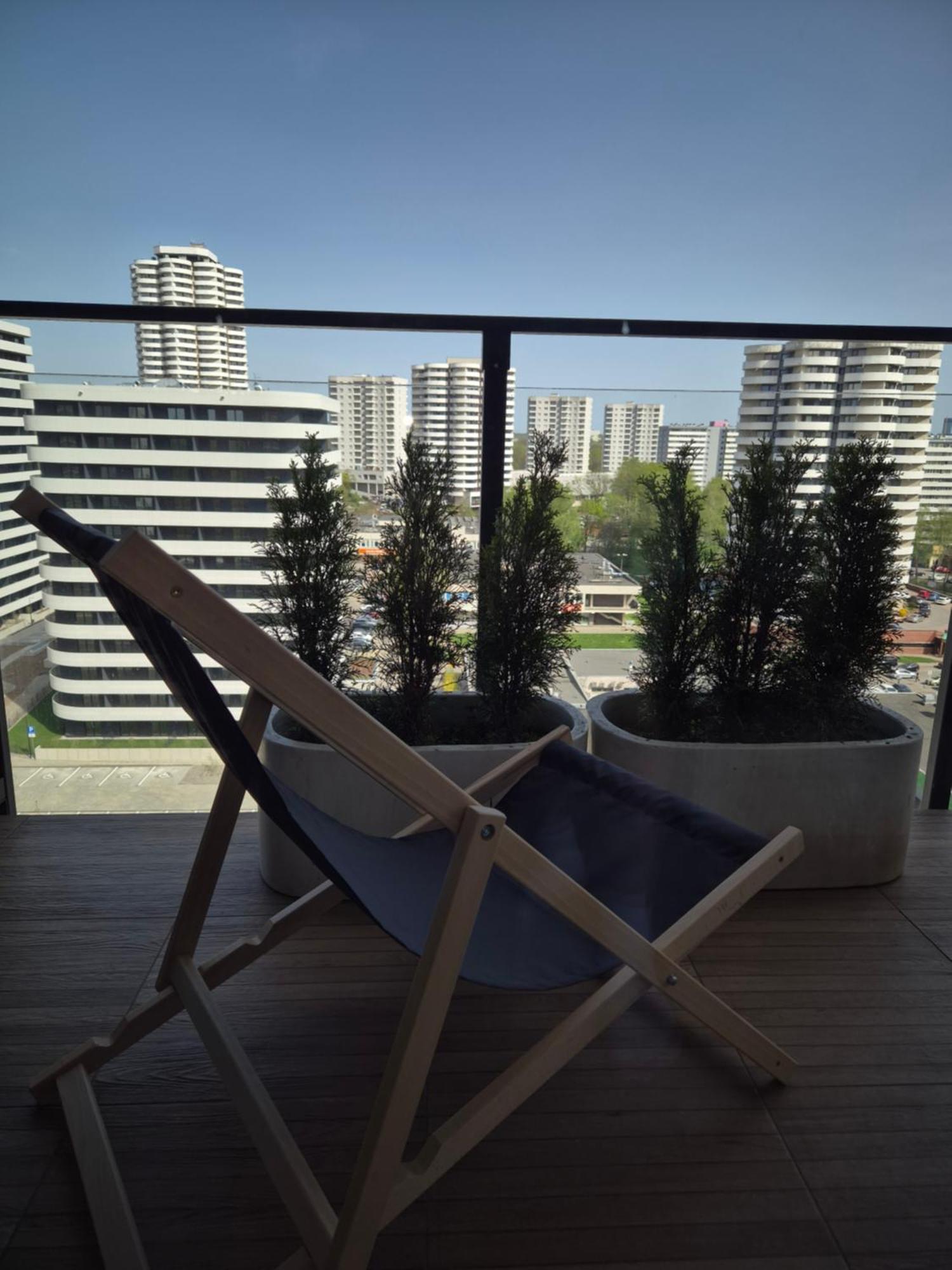 Apartament Wsrod 1000Cy Swiatel - Z Parkingiem W Hali Garazowej- Duzy Balkon Z Lezakami - Piekny Widok Noca Na Panorame Tysiaclecia Katowice Ngoại thất bức ảnh
